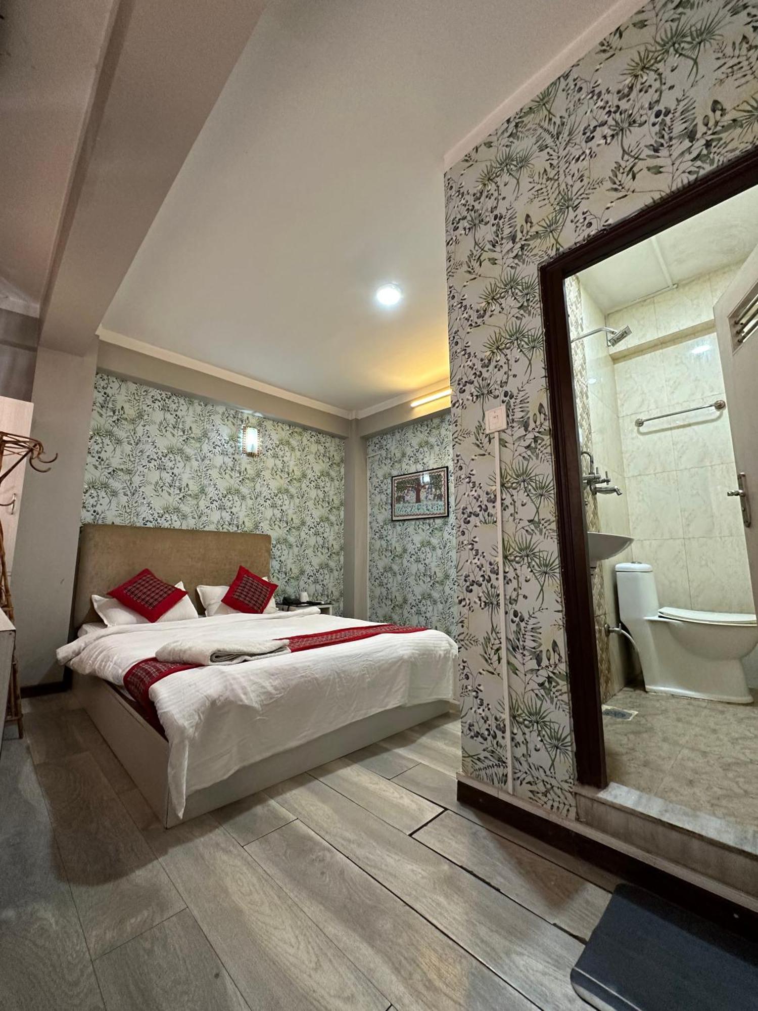 8848 Hostel Kathmandu Buitenkant foto